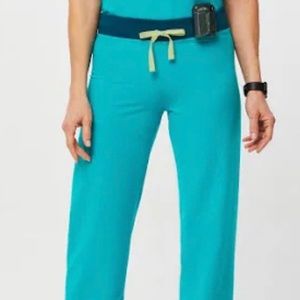 NWT Figs Livingston Scrub Pants in Teal